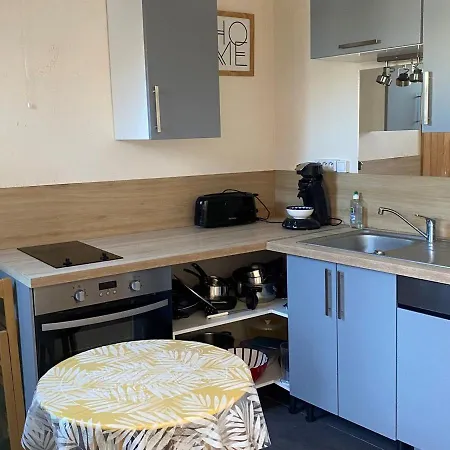 Apartment Familial De 3 Pieces, Au Coeur Du Village, Proche Des Pistes, Ideal Pour Enfants - Fr-1-515-126 *
